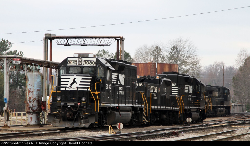 NS 3080 & 916 sit in the yard on New Years Day